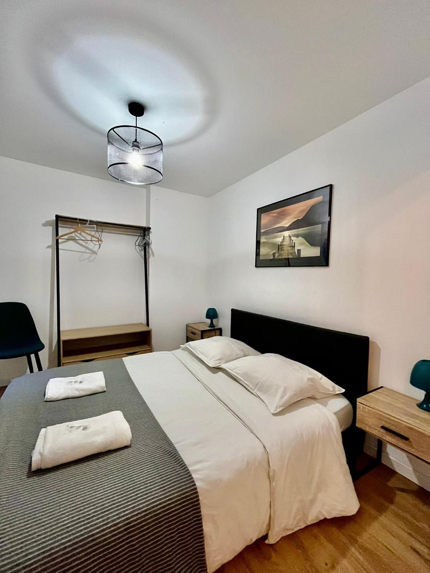 Apartment T3 Place De La Cite 1 - Dabnb *